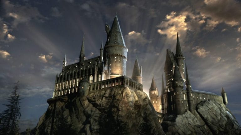 Open wereld Harry Potter game komt in 2021, nieuwe Batman-game wordt in augustus onthuld