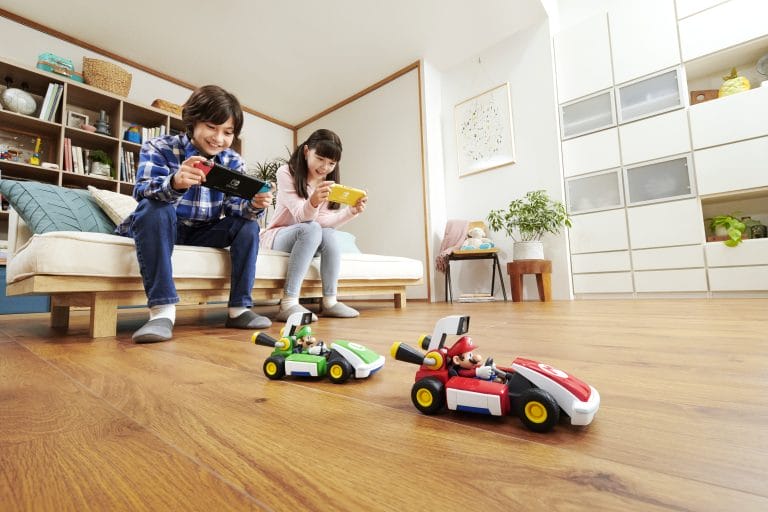Racen in je woon/slaapkamer, Mario Kart Live: Home Circuit is nu verkrijgbaar – Trailer