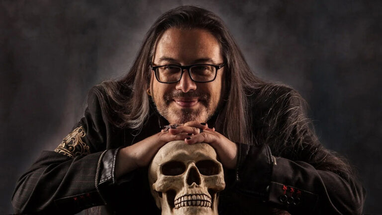 DOOM-bedenker John Romero vindt dat de game‑industrie er momenteel beroerd voor staat