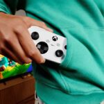 Deze compacte Xbox Nano-controller past gewoon in je broekzak